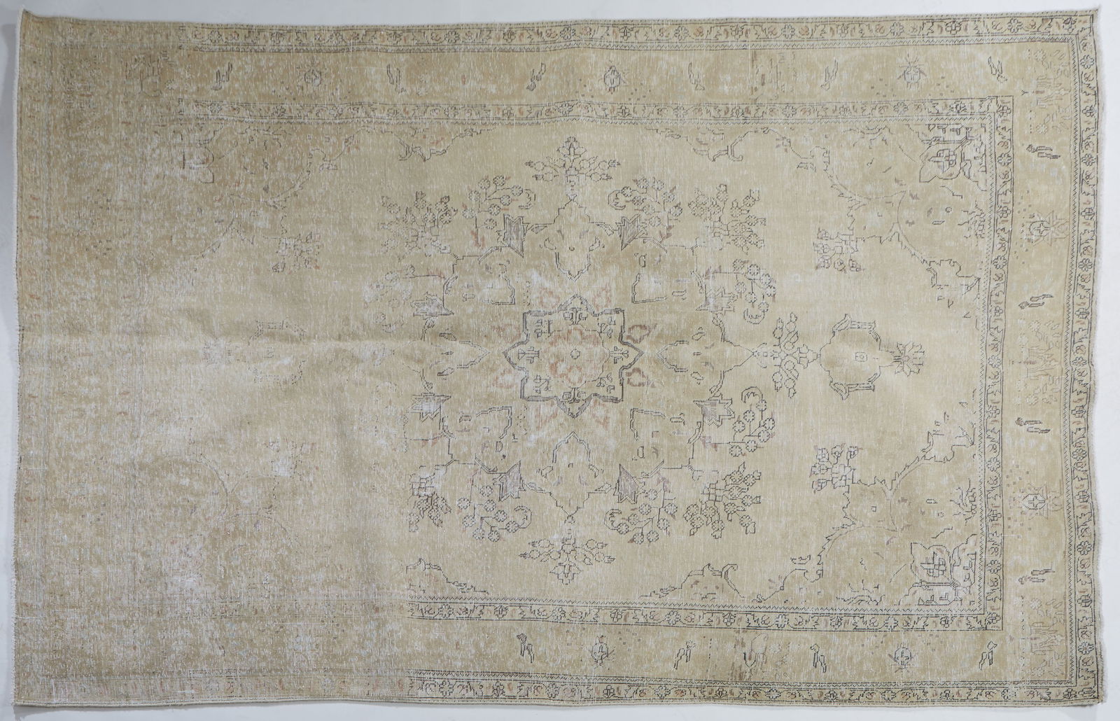 Persian Tabriz Carpet, 8' x 11' 6 (1 of 1)