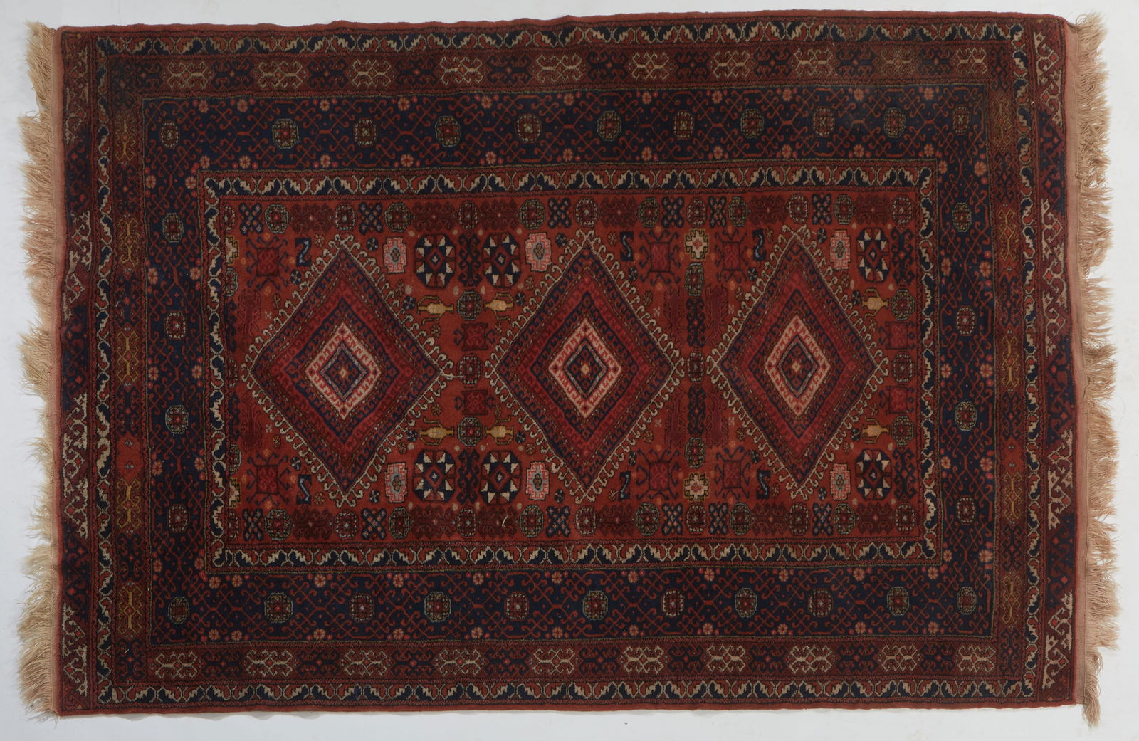 Shiraz Carpet, 5' 7 x 8' (1 of 4)
