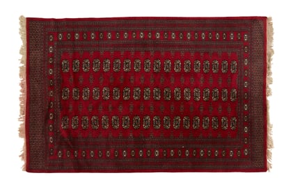 Bokhara Carpet, 20th c., 5' 2 x 8' 10.