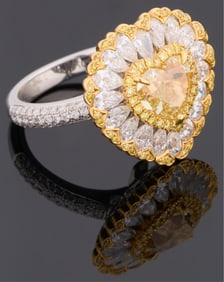 18K Two Tone Gold Canary Diamond Dinner Ring, Total Diamond Wt.- 5.54 carats, Size- 6 3/4, H.- 19