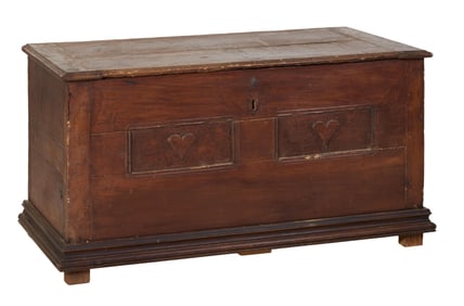 French Provincial Walnut Wedding Chest, late 18th/early 19th c., H.- 26 1/2 in., W.- 51 1/2 in., D.-
