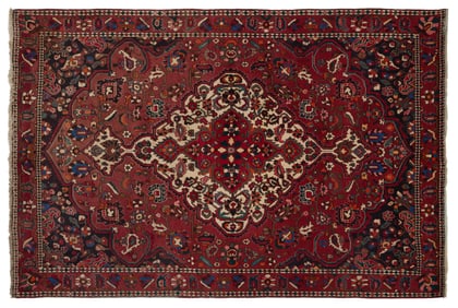 Vintage Persian Bakhtiari Carpet, 7' x 9' 9.