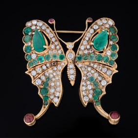 Vintage 18K Yellow Gold Diamond and Emerald Butterfly Brooch, App. Total Wt.- 0.47 Troy oz., H.- 1