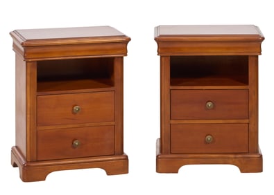 Pair of Louis Philippe Style Cherry Nightstands, 21st c., Each- H.- 25 in., W.- 20 in., D.- 13 in.