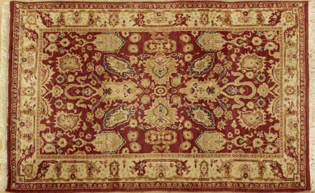 Agra Carpet, 4' 2 x 5' 10.: Agra Carpet, 4' 2 x 5' 10.