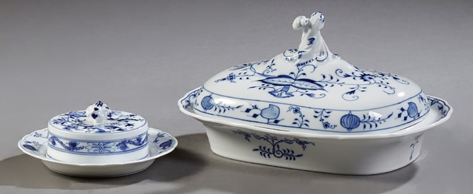 Meissen Blue Willow Covered Vegetable Bowl and Covered Butter Dish, 20th c., Covered Bowl- H.- 6 3/4
