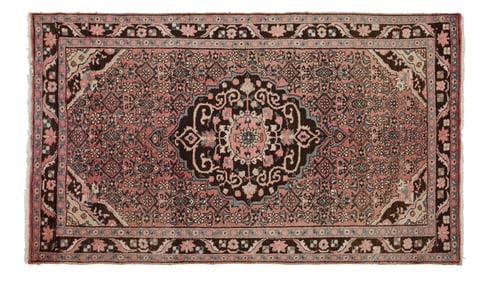 Oriental Carpet, 5' 5 x 8'.