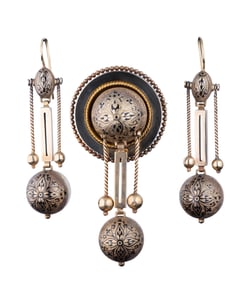 18K Yellow Gold Enamel Taille d'Epargne Set, early 20th c., Brooch- H.- 2 1/2 in. W.- 1 1/4 in., D.-