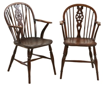 Pair of English Elm Comb Back Windsor Chairs, 19th c., Each- H.- 35 in., W.- 21 in., D.- 21 in. (2