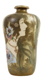 Art Nouveau Austrian Turn Teplitz Amphora Vase, c. 1900, H.- 9 1/4 in., Dia.- 5 in.