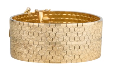 18K Yellow Gold Bracelet, App. Wt.- 68 grams; L.- 8 1/4 in.