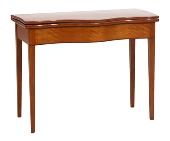 Good American Figured Cherry Serpentine Card Table, probably New Jersey, late 18th c., H.- 29 1/2