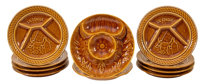 Lot of Ten French Ceramic Plates, 20th c., Artichoke- Dia.- 10 in. (10 Pcs.)