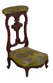 French Napoleon III Carved Walnut Prie Dieu, late 19th c., H.- 35 in., W.- 20 in., D.- 24 in.