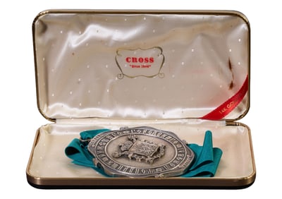 Mardi Gras Captain's Medallion, Thackeray Society/Alexis, 20th c., H.- 3 3/4 in., W.- 2 3/4 in.