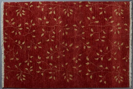 Art Deco Design Carpet, 4' 1 x 6'.: Art Deco Design Carpet, 4' 1 x 6'.