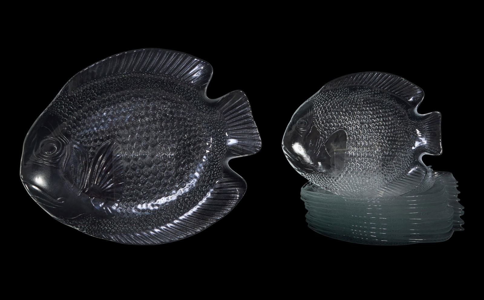 Thirteen Piece French Glass Fish Set, 20th c., Platter- H.- 1 3/4 in., W.- 15 5/8 in., D.- 12 5/8 (1 of 1)