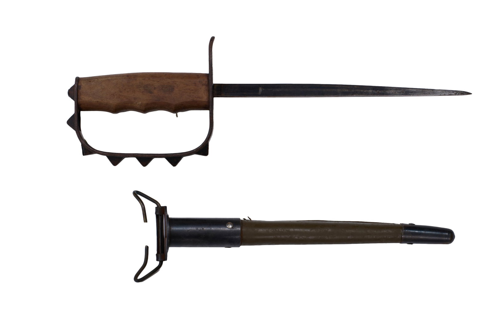 WWI US Trench Knife by Landers Frary & Clark, Model 1917, L.- Blade- 9 in. (1 of 5)