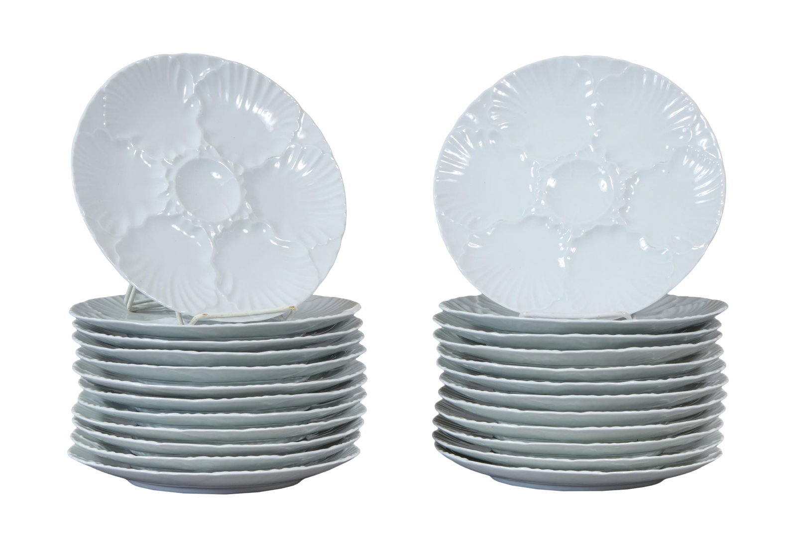 Twenty Four Piece German Bayreuther Ceramic Oyster Set, 20th c., Each- H.- 1 in., Dia.- 9 1/2 in. (1 of 2)