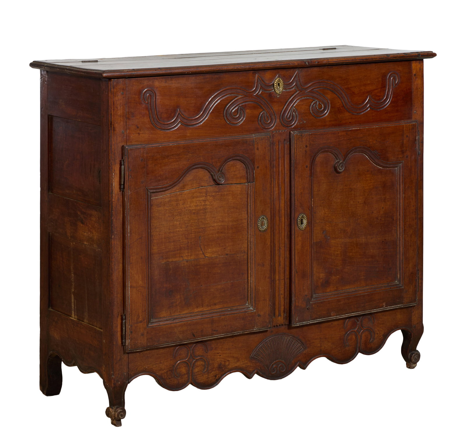 French Louis XV Style Walnut Mule Cabinet, mid 19th c., H.- 45 1/2 in., W.- 52 3/8 in., D.- 20 1/4: French Louis XV Style Walnut Mule Cabinet, mid 19th c., the moulded hinged lifting top opens to reveal a storage area, scroll carved frieze, two scroll doors with central reeded stile, fan carved apro