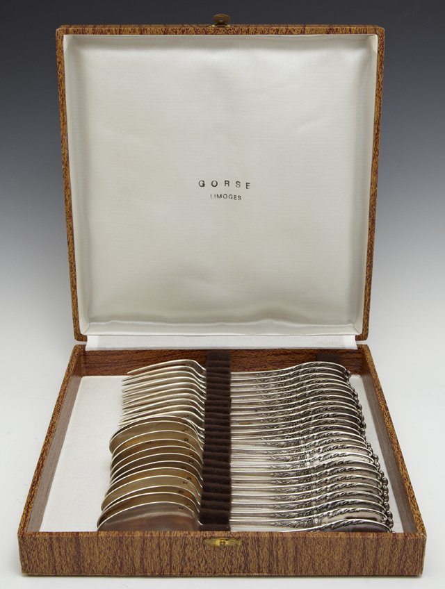 Twenty-Four Piece Set of French First Standard Silver: Twenty-Four Piece Set of French First Standard Silver Flatware, 1884-1910, by Henri Soufflot, consisting of 12 dessert spoons and 12 dessert forks, with relief leaf and berry decoration, in a fitted l