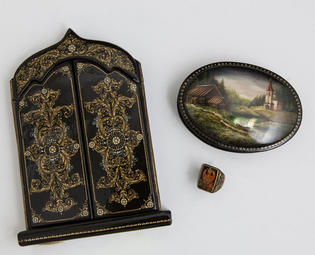 Group of Three Hand-Painted Russian Lacquered Items,: Group of Three Hand-Painted Russian Lacquered Items, 20th c., consisting of a folding triptych, signed; a mother of pearl inlaid snuff box; and a ring with a winged woman on the top.
