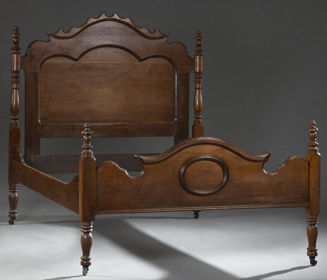 American Victorian Carved Walnut Double Bed, late 19th: American Victorian Carved Walnut Double Bed, late 19th c., the serpentine arched headboard flanked by turned posts joined by bracketed rails, to an arched footboard on turned tapered legs, H.- 60 3/4