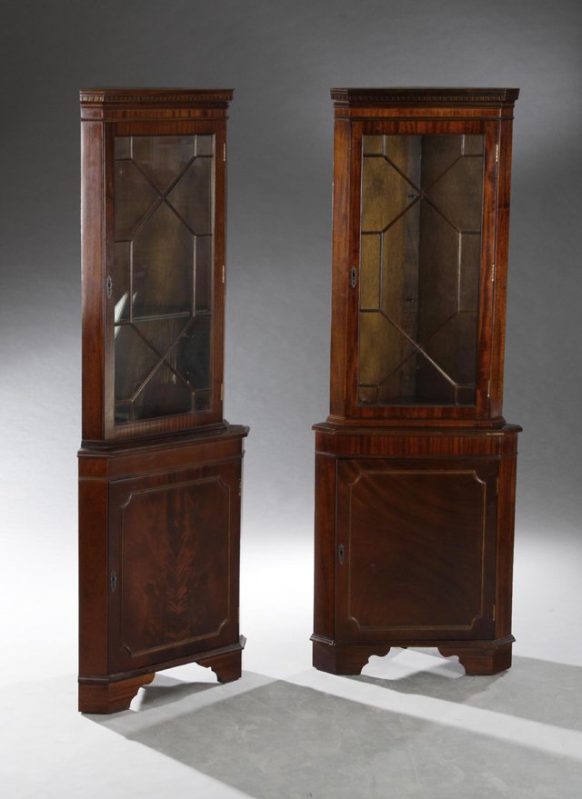 Pair of English Chippendale Style Carved Mahogany (1 of 10)