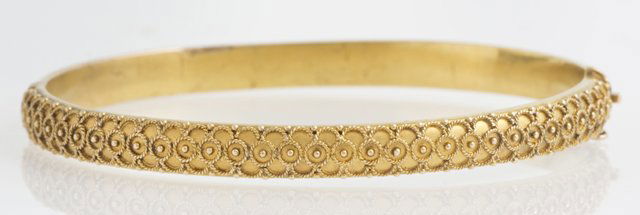 English Victorian 15K Yellow Gold Hinged Bangle (1 of 1)