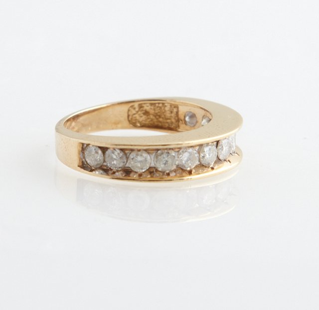 Lady's 14K Yellow Gold Dinner Ring, the top with 12 (1 of 1)