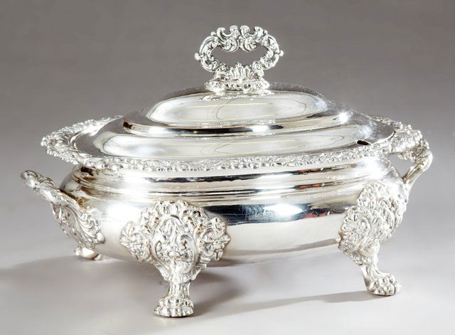 Georgian Style Silverplated Tureen, 20th c., with a (1 of 1)