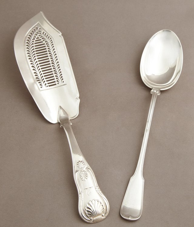 Two Sterling Serving Pieces, 20th c., consisting of a (1 of 1)