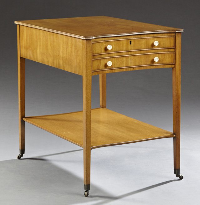 American Federal Style Carved Walnut End Table, mid (1 of 1)