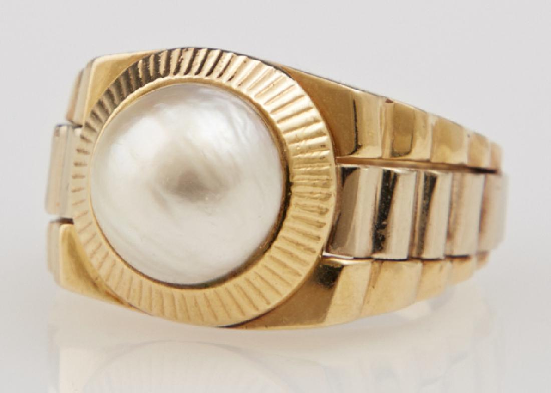 Man's 18K Yellow Gold Dinner Ring, with a 12 mm mabe (1 of 1)