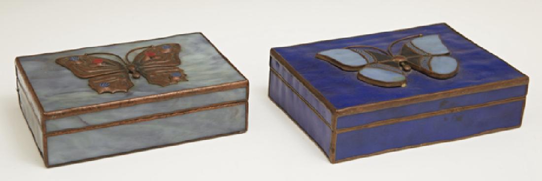 Pair of Orient and Flume Slag Glass Dresser Boxes, 20th (1 of 1)