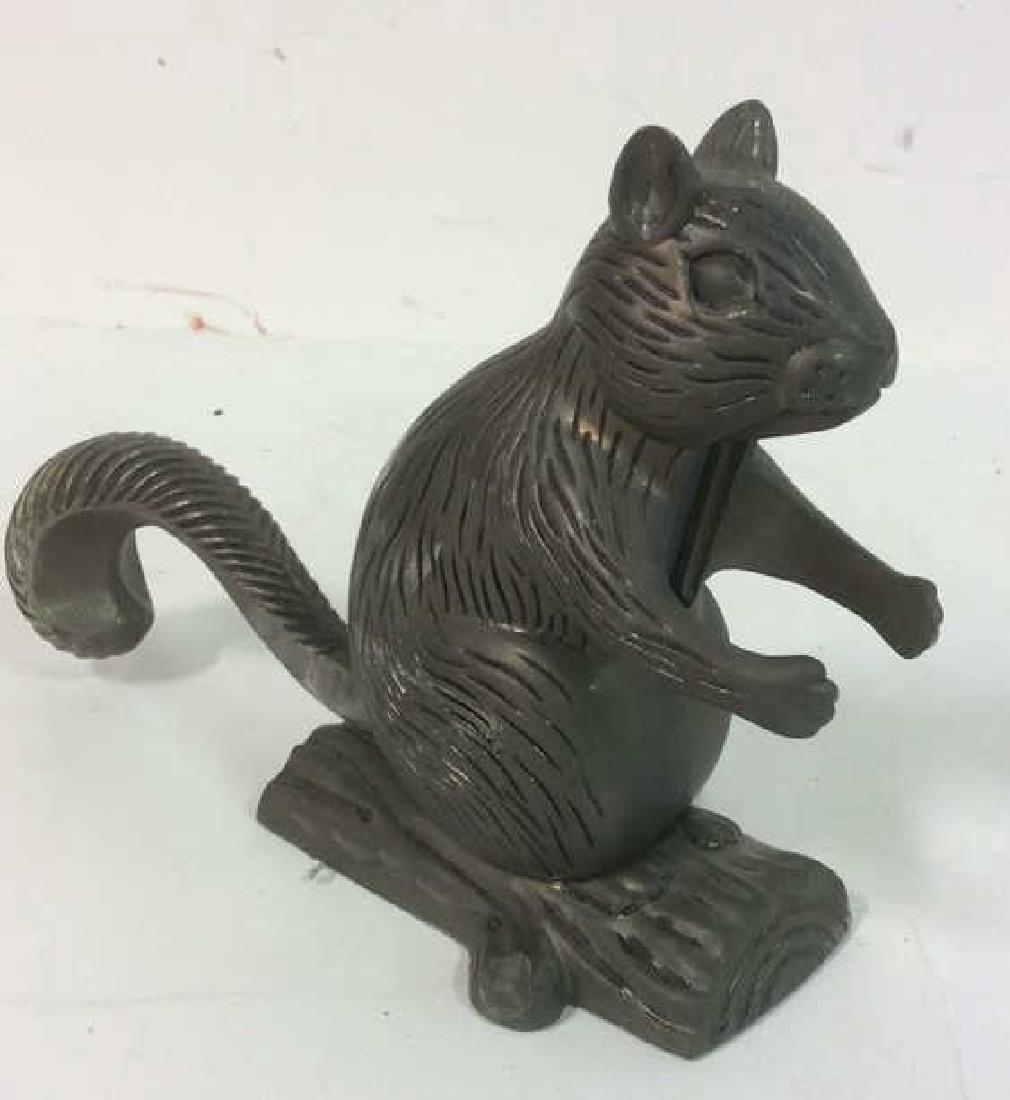 Vintage Metal Squirrel Nutcracker Squirrel form vintage (1 of 6)