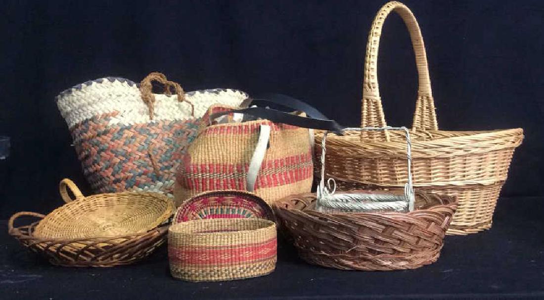 Group Woven Bags Baskets and Baskets Two Wicker bags (1 of 5)