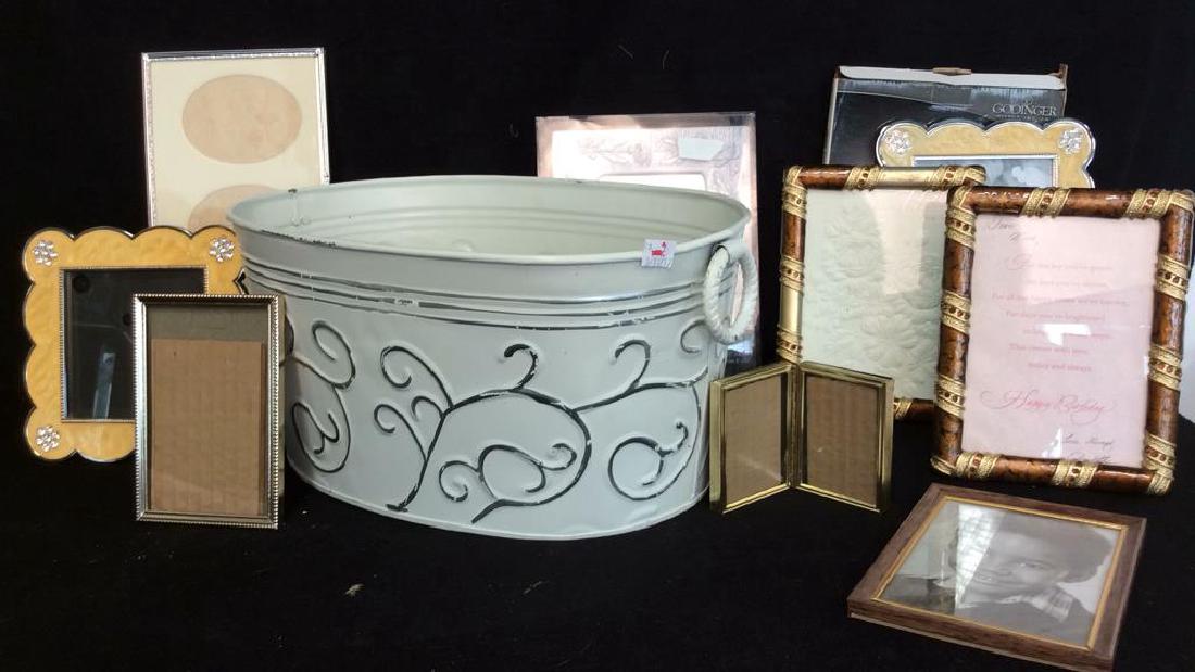 Metal Bucket of Picture Frames White tole metal bucket (1 of 3)