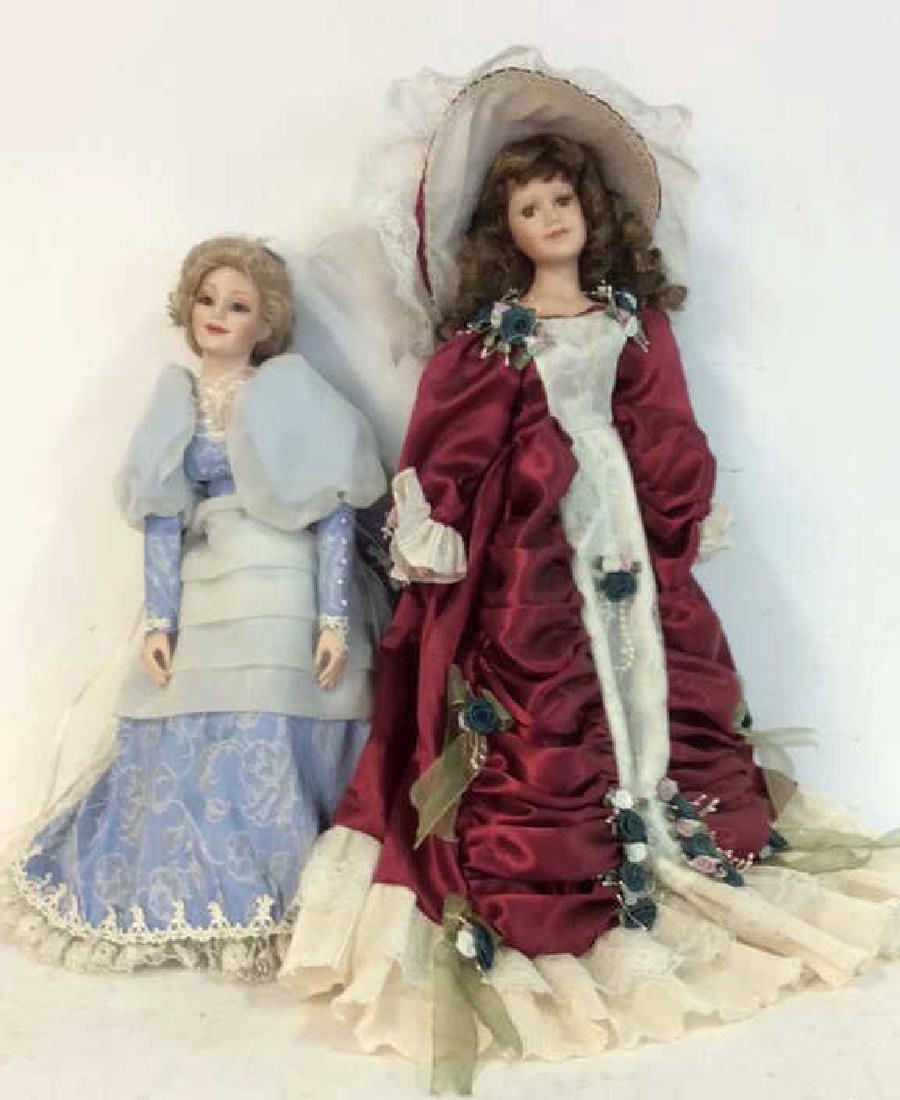 Collectible Porcelain Costumed pair Dolls Detailed (1 of 10)