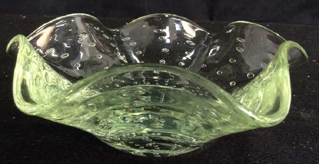 Hand Blown Green Art Glass Bowl Green bubble glass (1 of 6)
