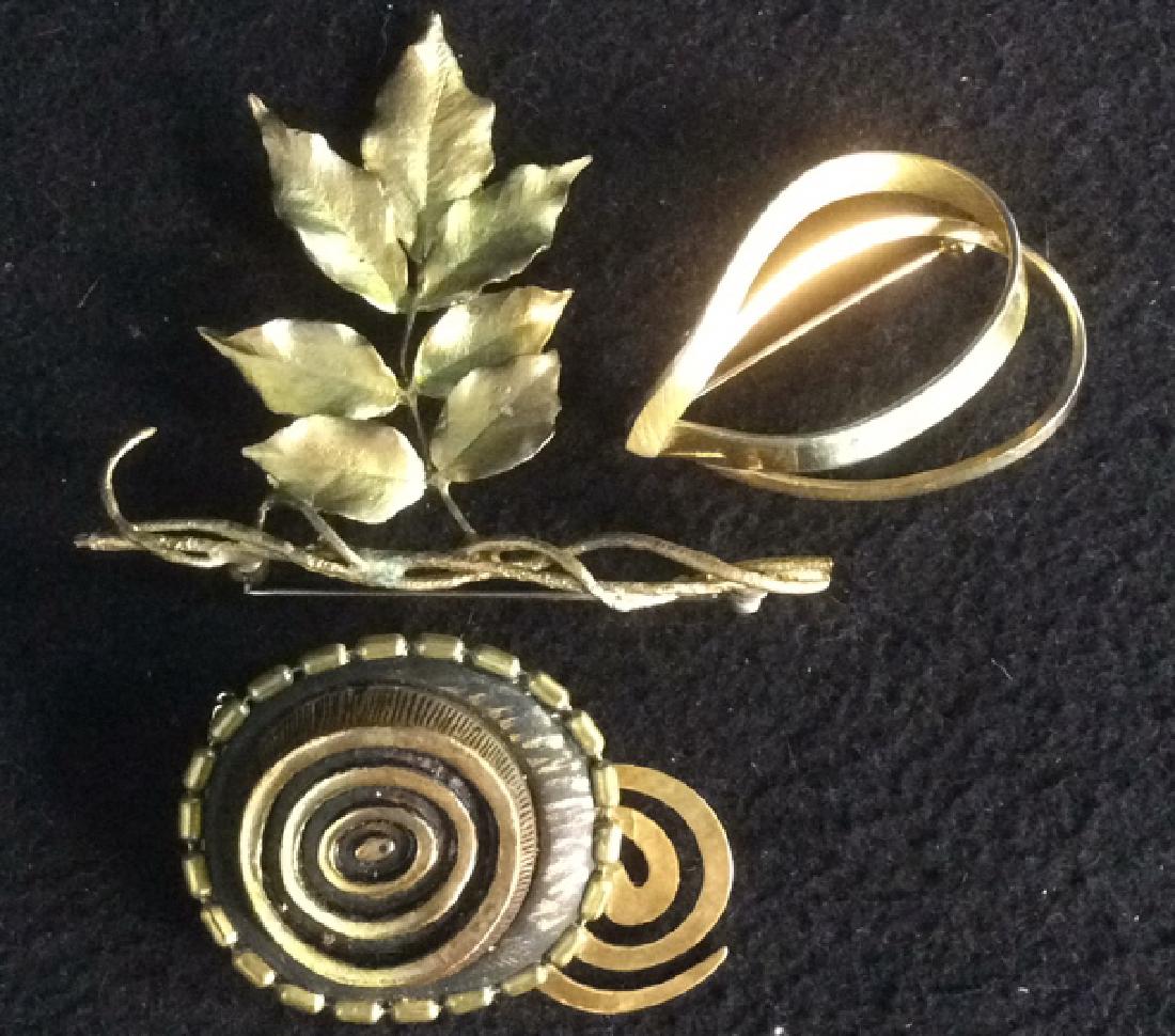 Group of Costume Jewelry Silverplate Trinket Tray Group (1 of 10)