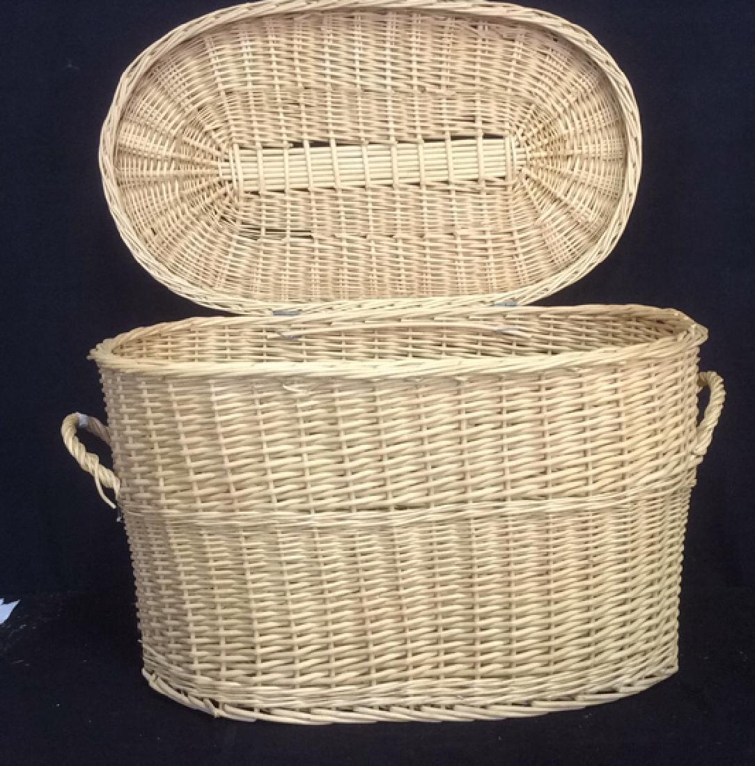 Lidded Double Handled Wicker Storage Basket (1 of 8)