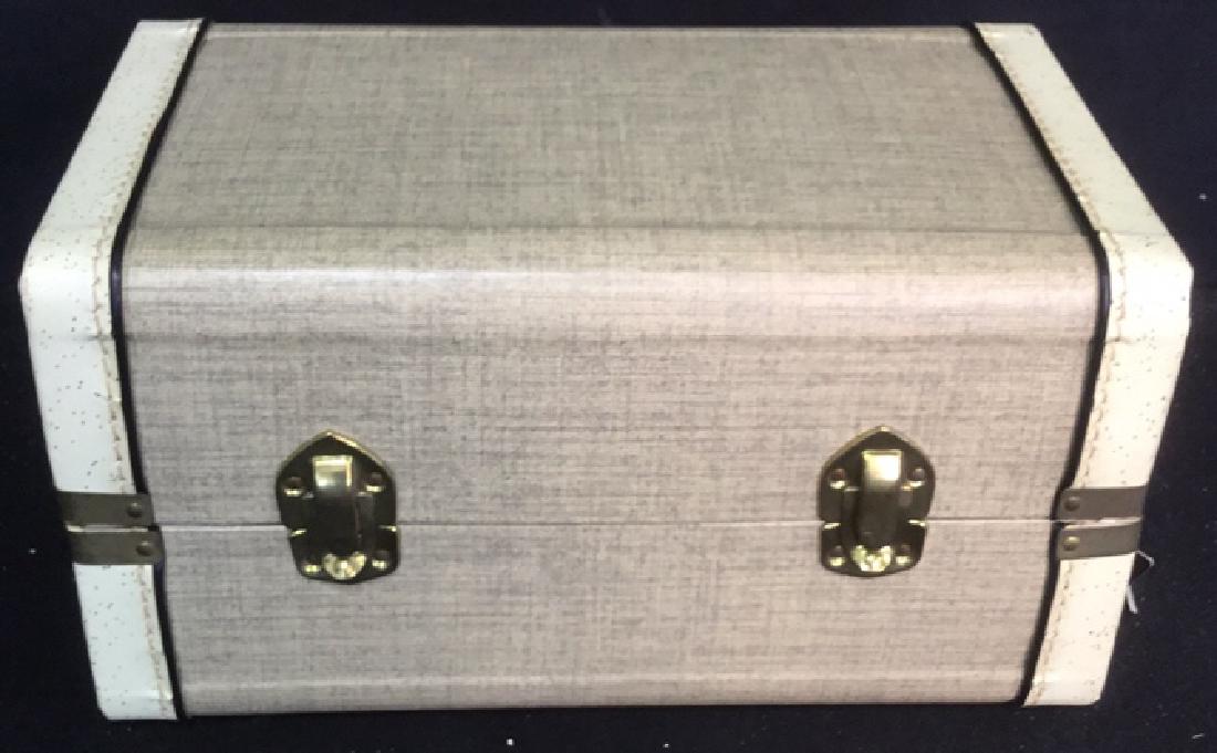 Vintage Children's Toy Trunk (1 of 10)