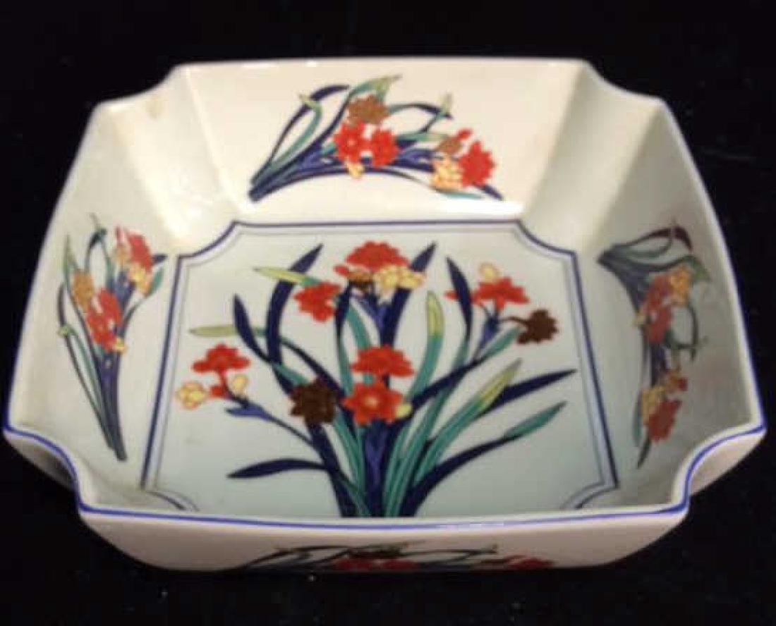 2 Signed Tiffany Porcelain Bowls (1 of 10)