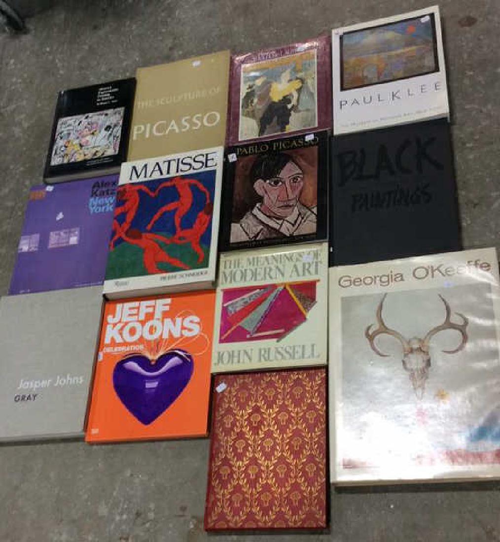 Group Lot Art Books (1 of 11)