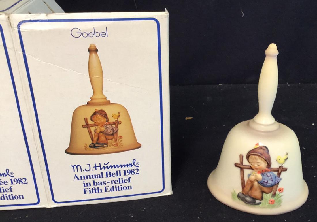 Goebel Hummel Fifth Edition Annual Bell 1982 (1 of 7)