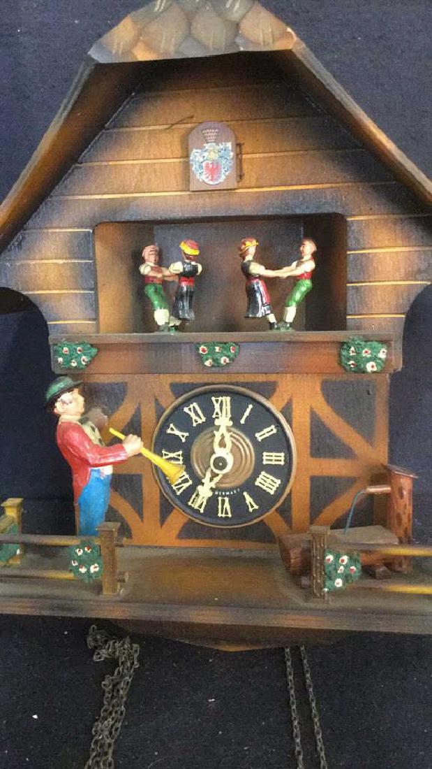 Vintage German Chalet Style Cuckhoo Clock (1 of 10)