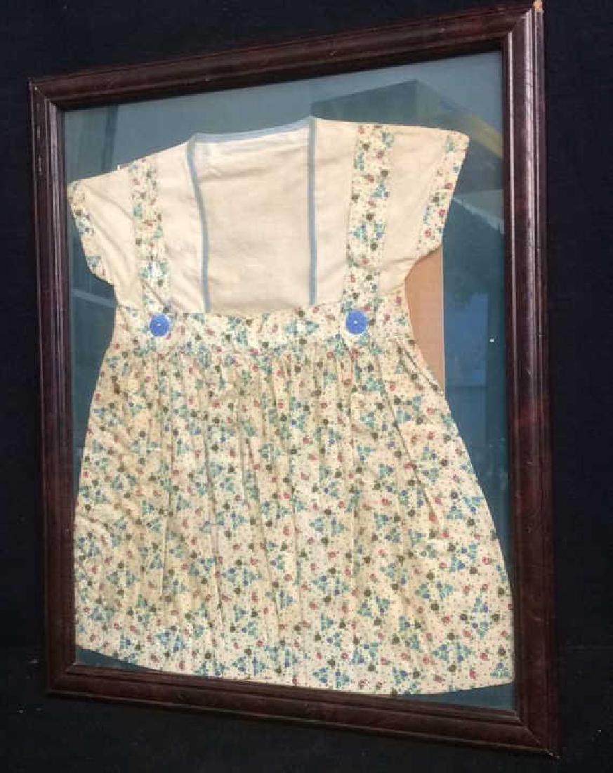 Vintage Framed Childs Dress Clothes Pin Caddy (1 of 8)