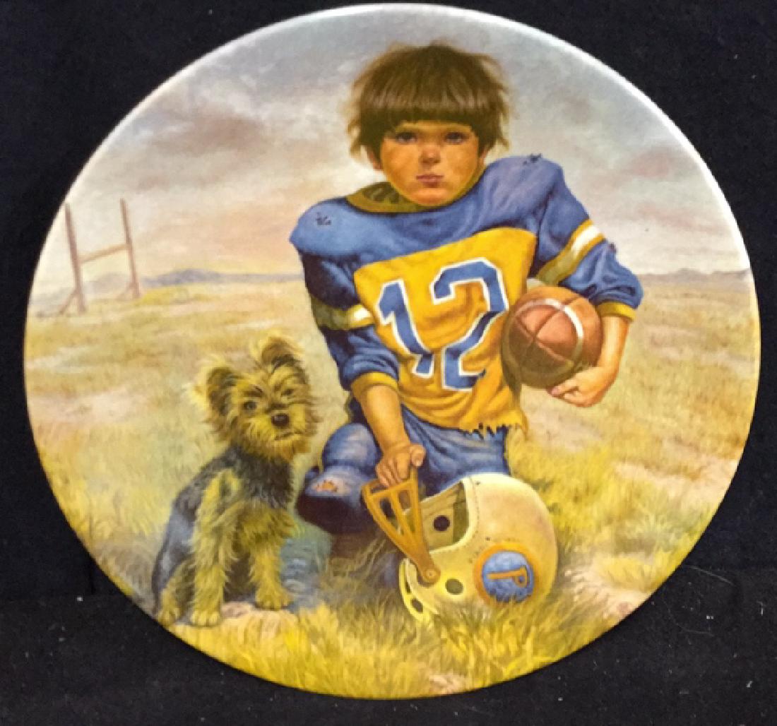 Gregory Perillo The Quarterback Collectible Plate (1 of 8)