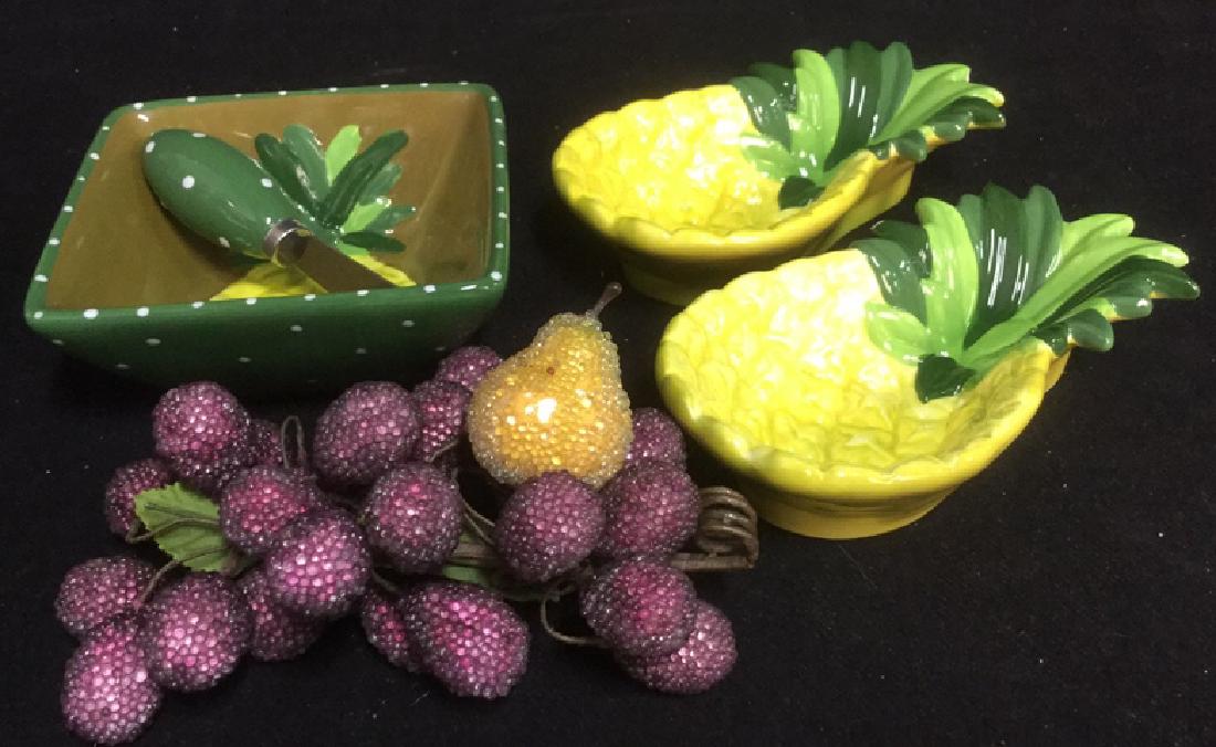 Group 5 Hand Painted Tropical Theme Servers Decor (1 of 7)